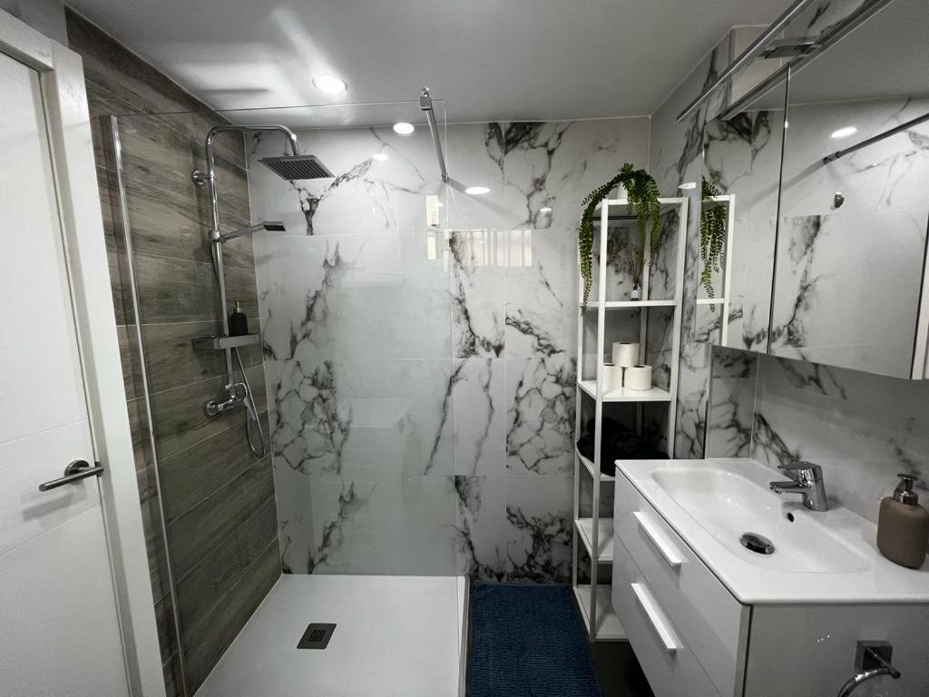 Lux Apartment By Namaste Elite Torremolinos Exteriör bild