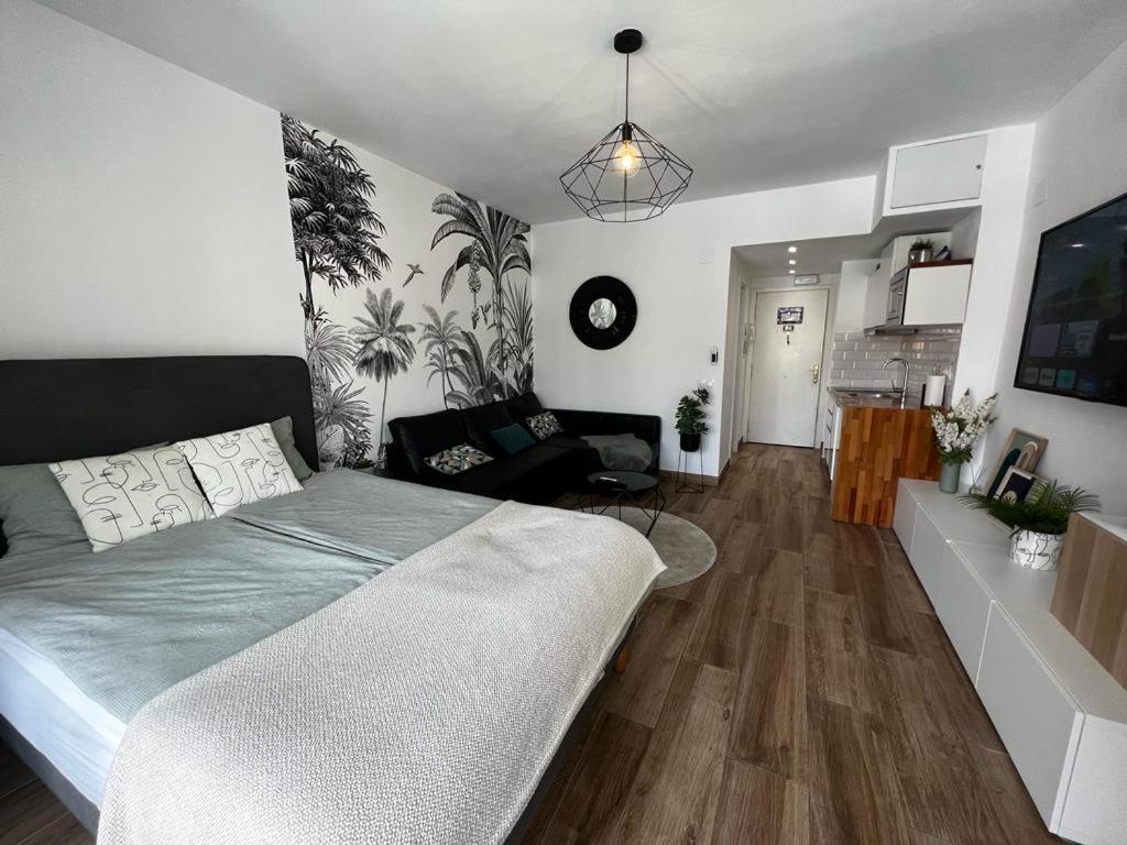 Lux Apartment By Namaste Elite Torremolinos Exteriör bild